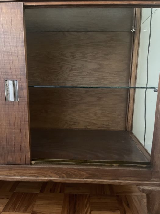 Movél antigo expositor de pastelaria.