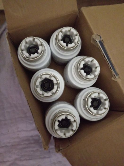 Набор термоголовок для отопления цена за 6шт