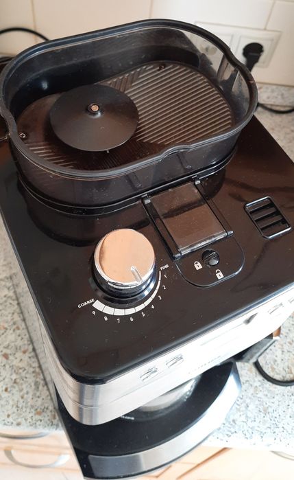 Крапельна кавоварка Philips Grind & Brew HD7751/00 delonghi coffee