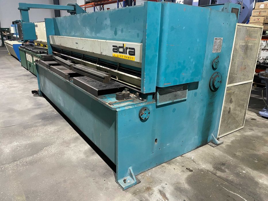 Guilhotina Hidráulica ADIRA GHX-0630
