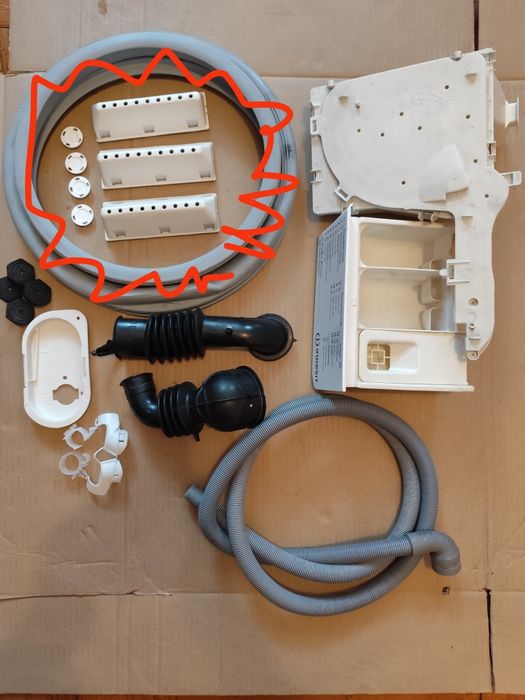 Деталі пральної машини Indesit IWSB51051