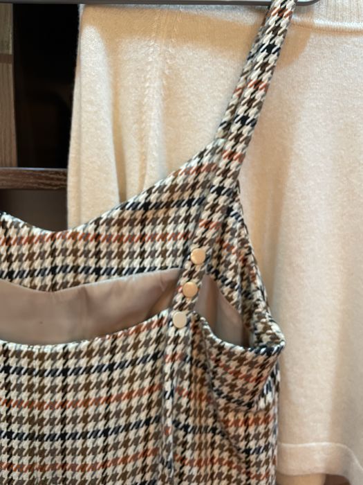 Сарафан жіночий та кашеміровий светр у комплекті