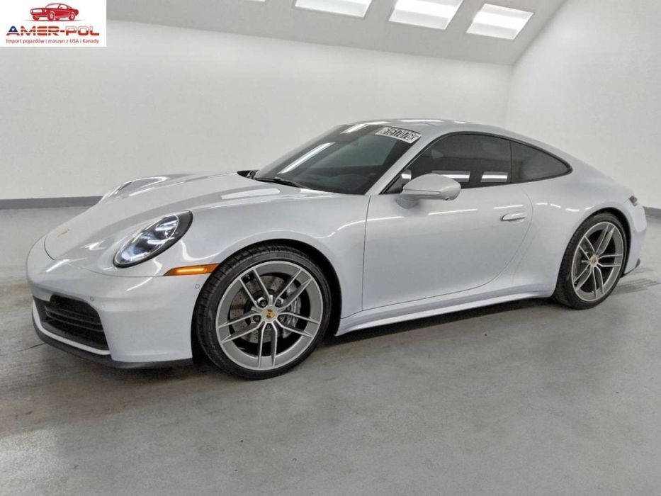 Porsche 911 Carrera 2025