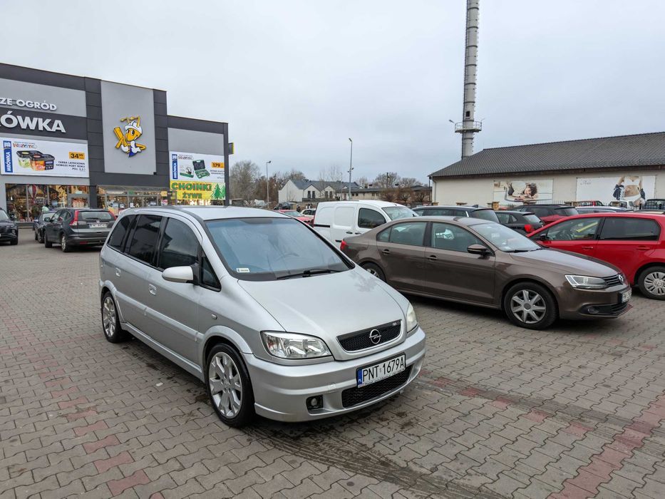 Opel Zafira A OPC