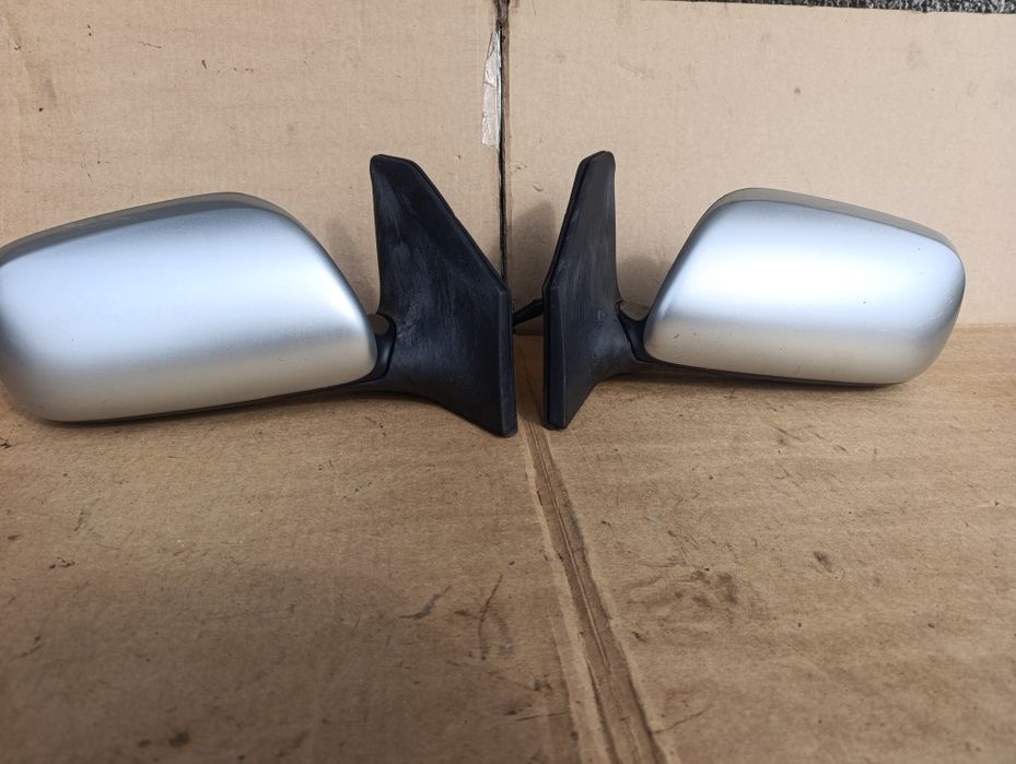 Зеркало дзеркало Toyota Avensis t25 тойота авенсіс т25