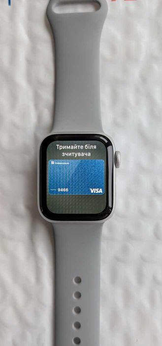 Гарантія все працює Apple Watch se 40 silver акб 98%