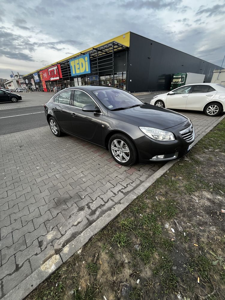 Opel Insignia 2.0, 4×4 170 KM estate car for sale Poland Lublin