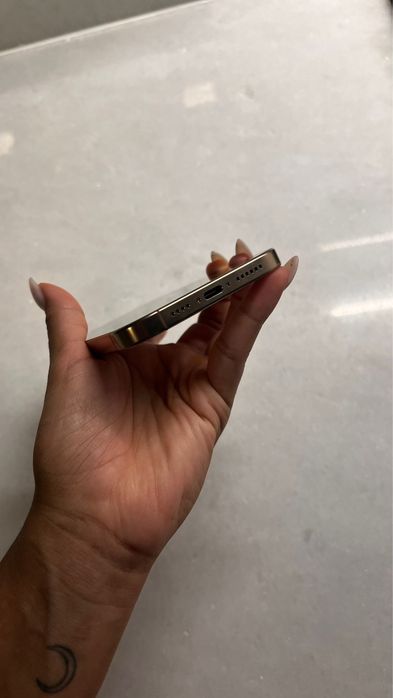 Iphone 16 Pro Max 256Gb c/garantia 18M