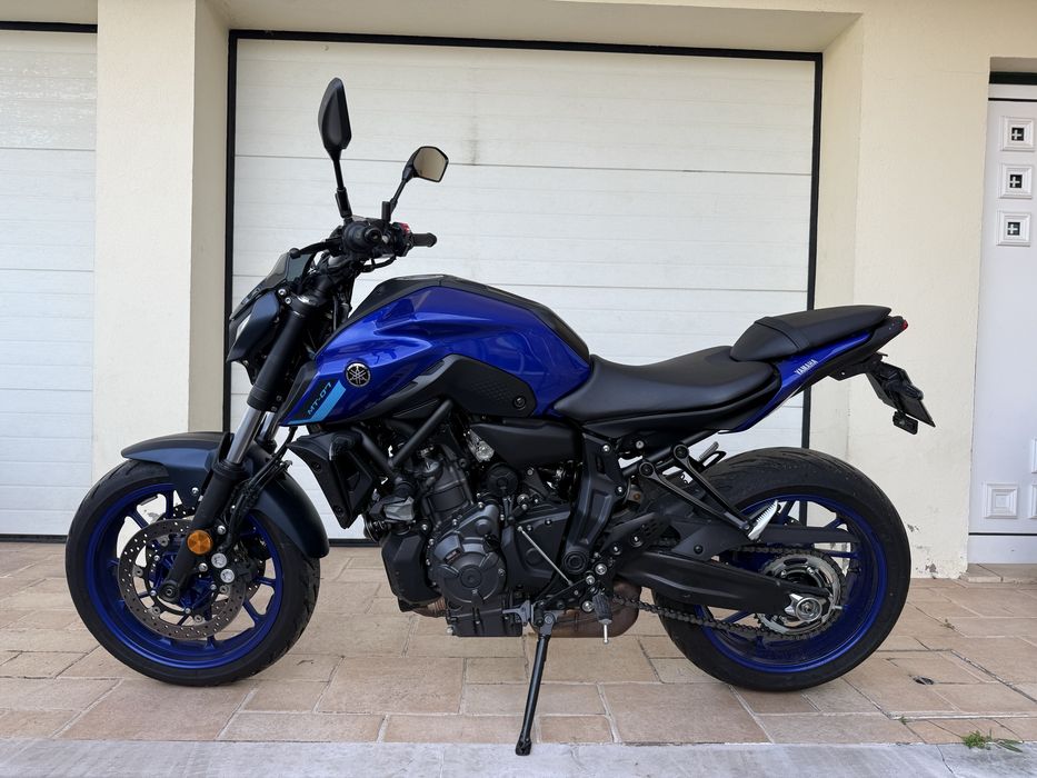 YAMAHA MT 07, 54 kw como nova 2951 kms