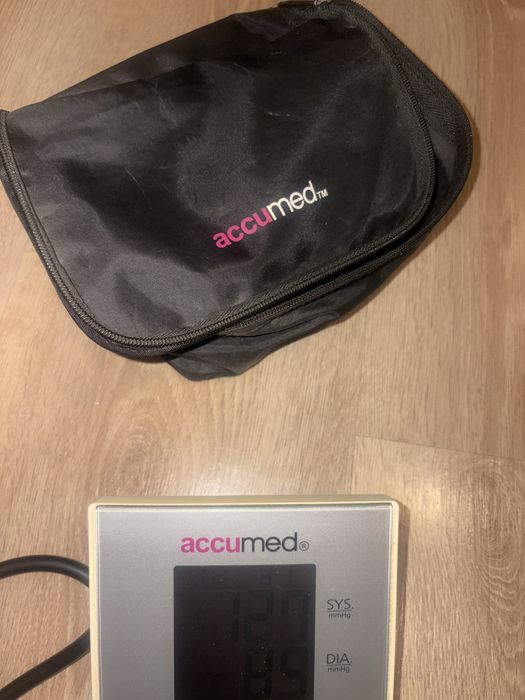 Rossmax Accumed aparat do mierzenia ciśnienia