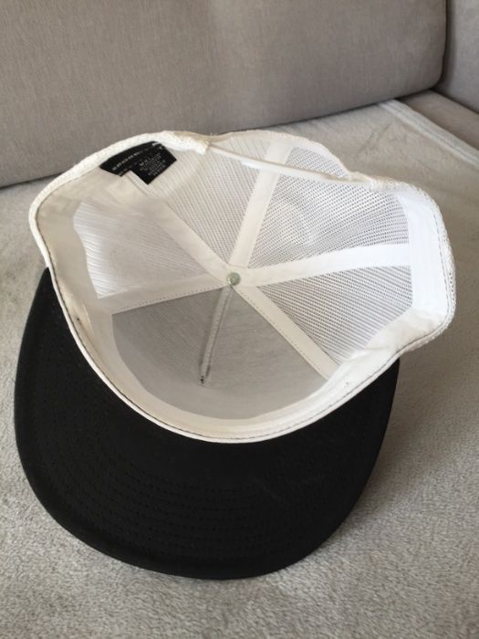 Czapka Yupoong Snapback NOWA