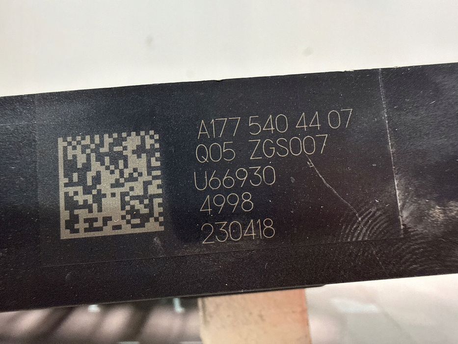 MERCEDES CLA X118 КОРОБКА ЗАПОБІЖНИКІВ A1775404407