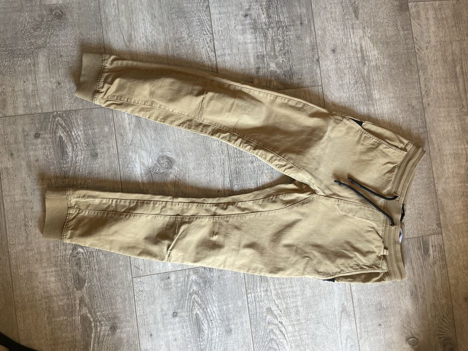 Spodnie joggery jak NOWE