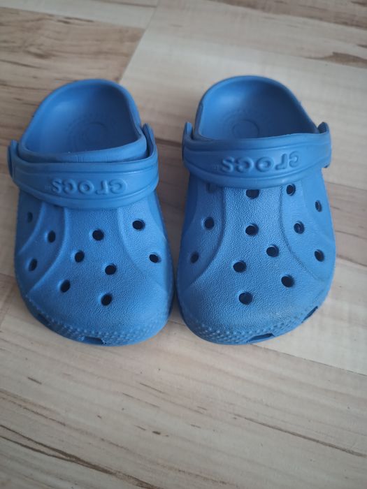 Sprzedam klapki dla chłopca