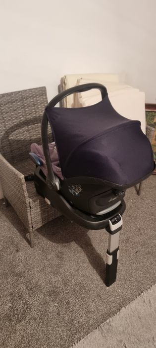 Fotelik, nosidełko z  bazą isofix maxi cosi
