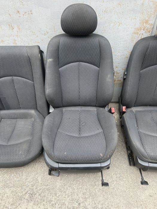 Комплект сидений Мерседес w211