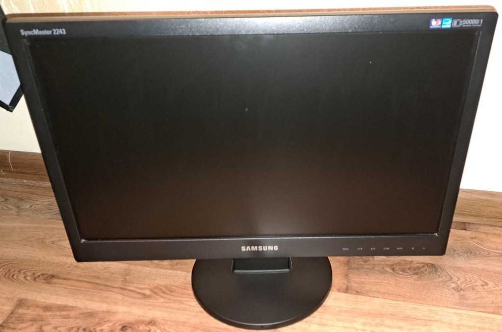 Monitor Samsung SyncMaster 2243SN LCD 22"