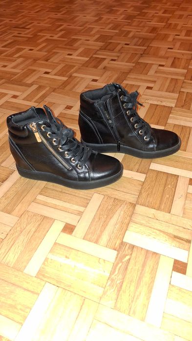 Buty na koturnie 38 (wiosna/jesień)