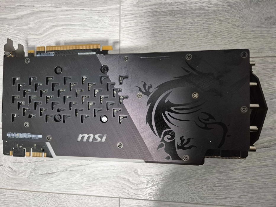 ігрова відеокарта ТОП версія GTX1080Ti 11GB 352bit MSI Gaming TRIO. Trade-IN