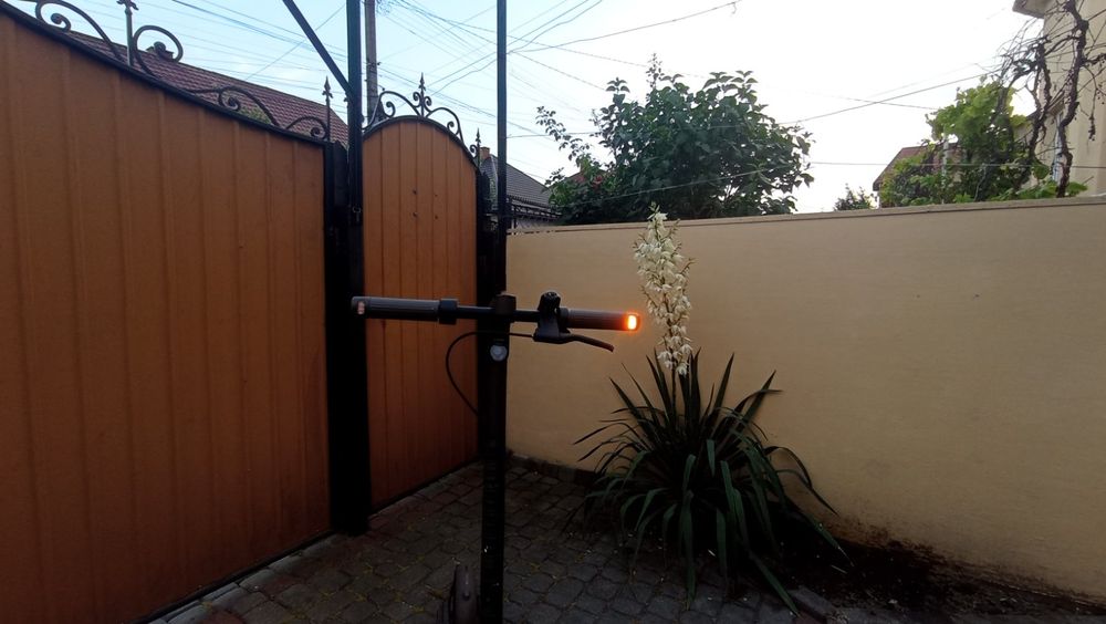 Продам електросамокат