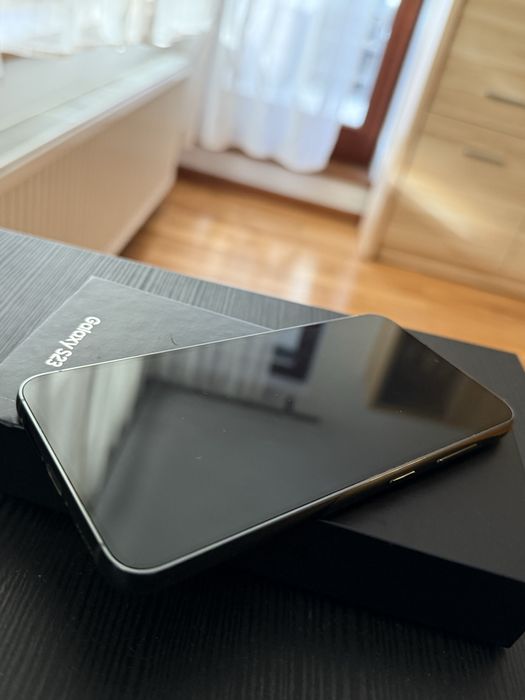 Samsung Galaxy S23 256 GB – Green (zielony) – w bardzo dobrym stanie!