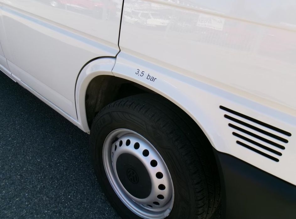 Volkswagen T4 2004.