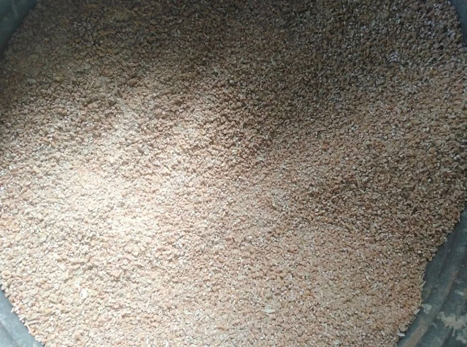 Пшеничка,Ячка Дерть(зерносмесь) ячмень+пшеница