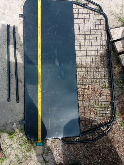 Krata grodziową ściana box