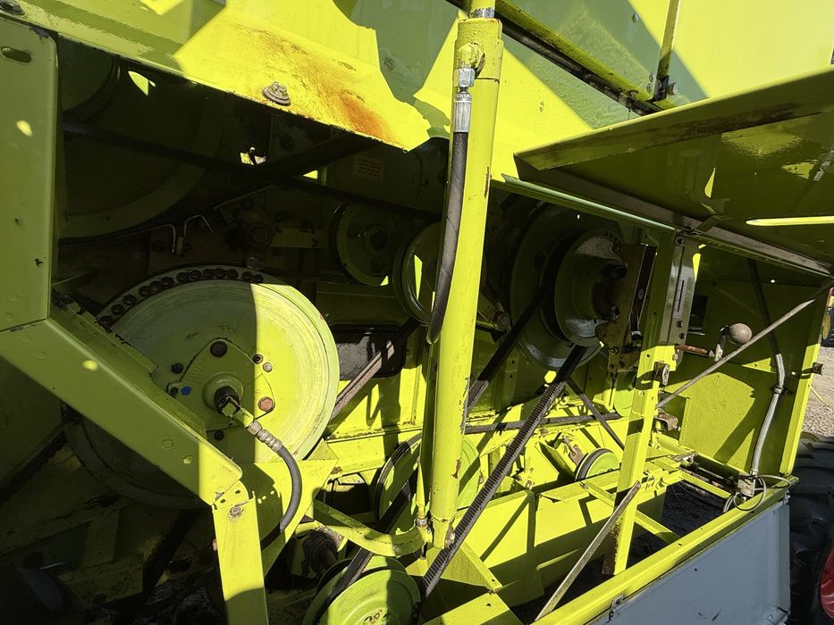 Комбайн зернозбиральний Claas Dominator 58S жатка 3.6 м.