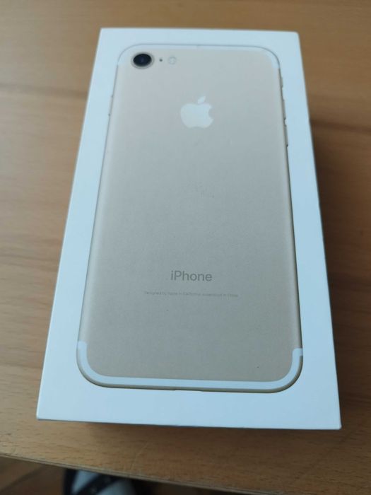 Sprzedam iPhone 7