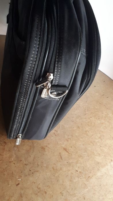(Nova) Pasta Targus para transporte de portátil e afins