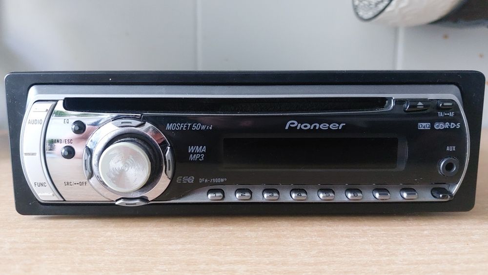 Pioneer DEH-3900MP + głośniki Pioneer TS-G1710F