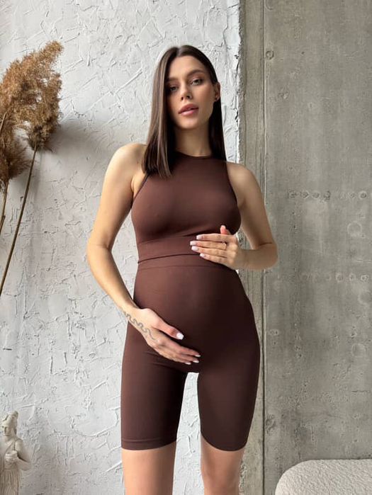 Велосипедки (укорочені легінси) коричневі для вагітних з пуш ап