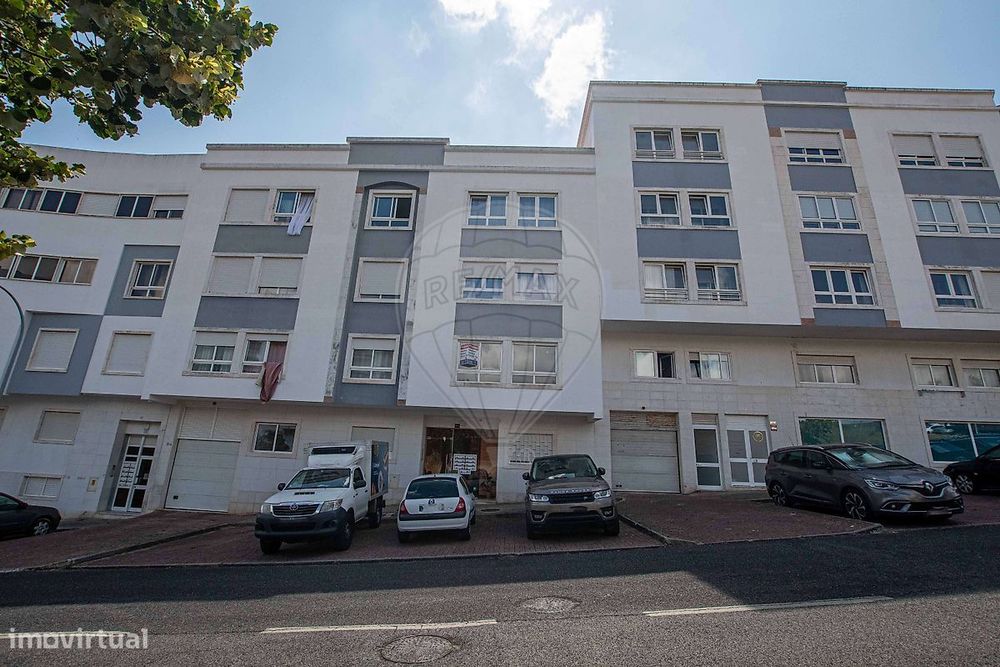 Property in Mina De Água, Lisboa