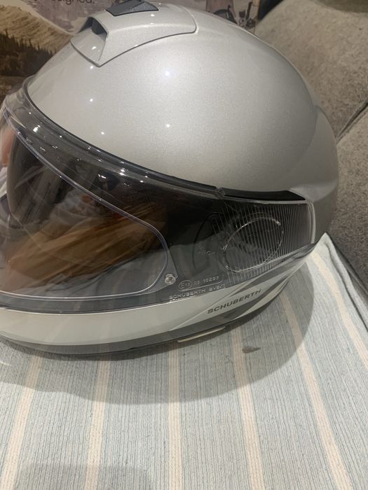Capacete Schubert C4 Silver TS de em caixa original, estou a vender deixei de andar de mota