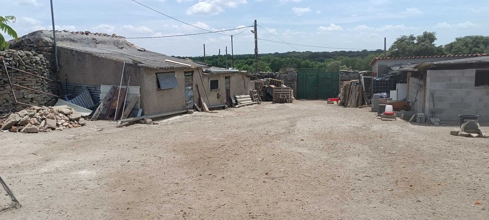 Oportunidade excelente-Quinta/Finca em Espanha fronteira com Portugal