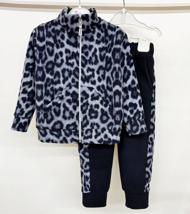Флісовий костюм для дівчинки, ціна залежить від розміру