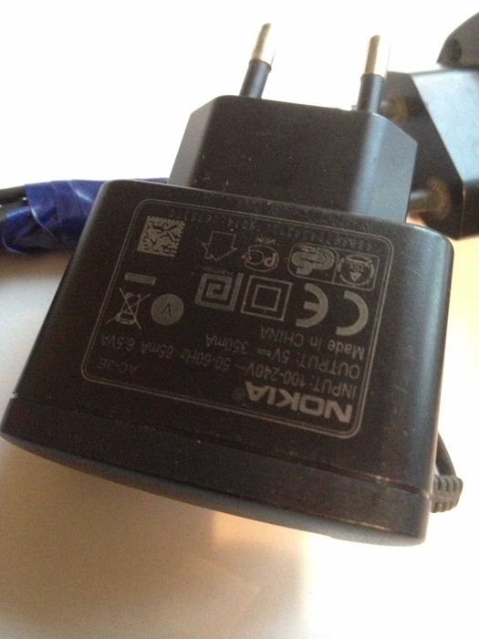 Зарядки до телефона Нокіа 5В, 150мА, 880мА.