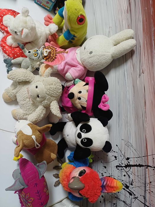Peluches vários 10 unidades