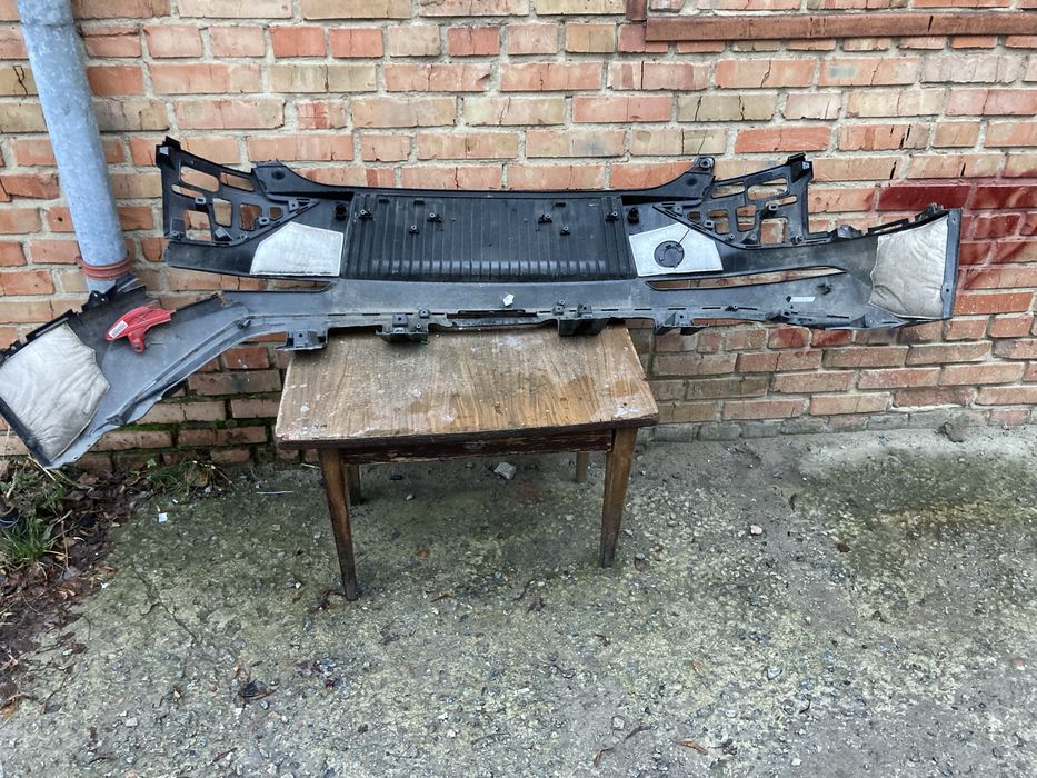 Бампер задний Kia EV6,2024,під ремонт