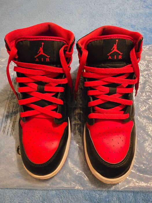 Buty NIKE Jordan 1 MID - Czarno-czerwone - Bred