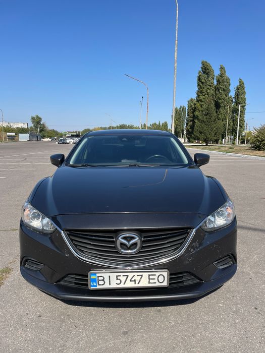 Автомобіль мазда 6