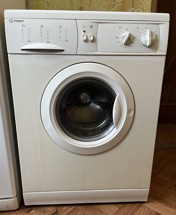 ТОРГ! Продам пральну машину indesit