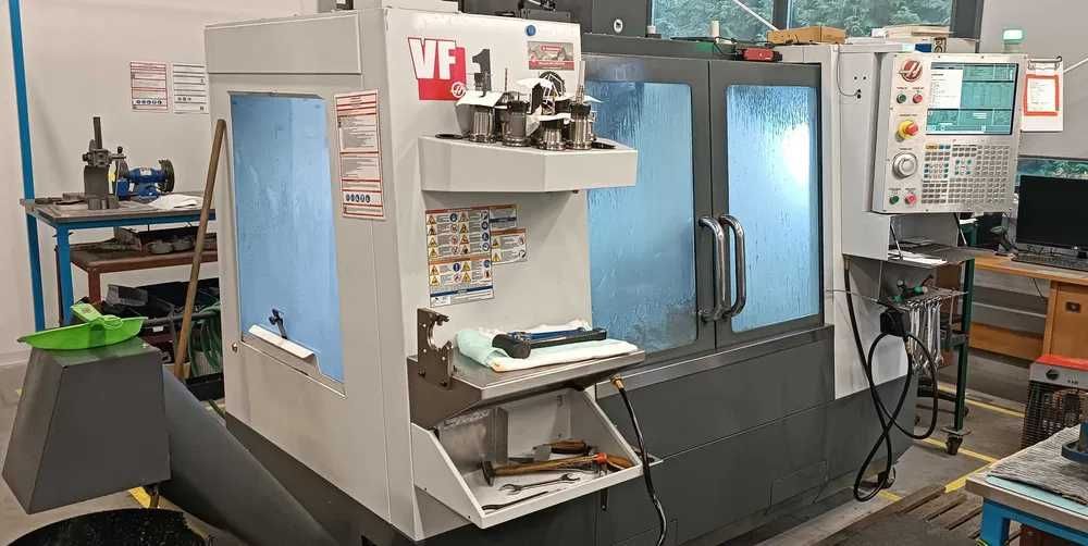 Frezarka CNC HAAS VF-1 (2015)