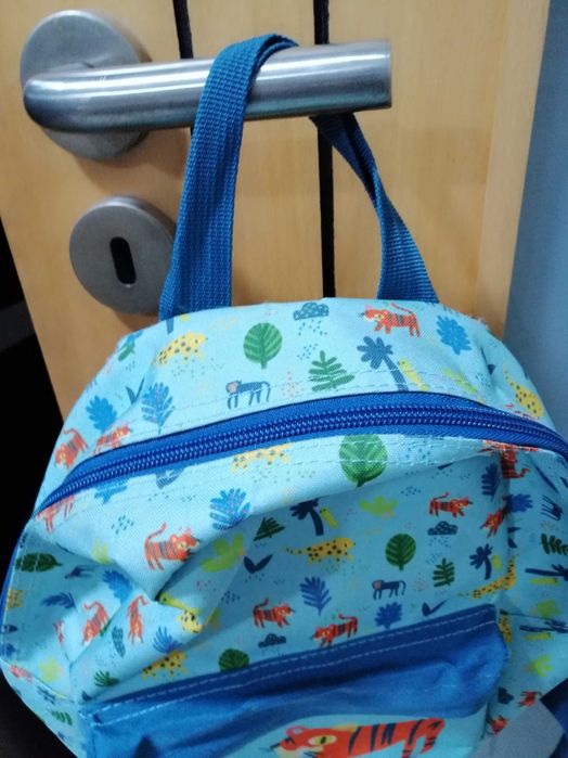 Mochila para criança, Note