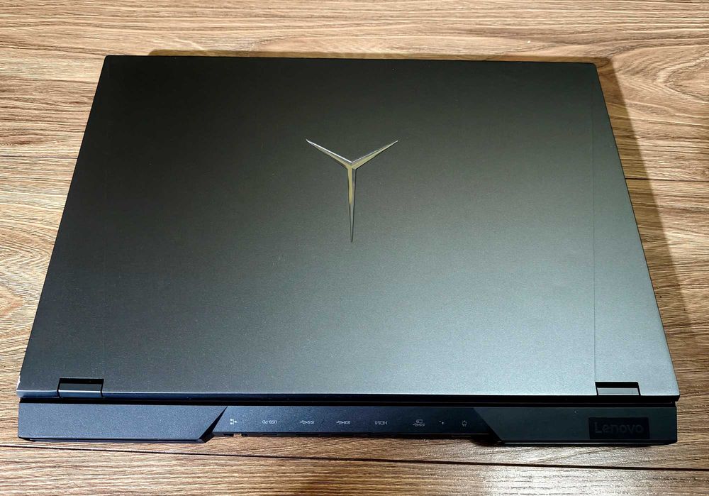 Ігровий ноутбук Lenovo Legion R7\RTX3070\16\512