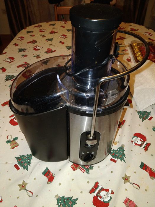 Espremedor de sumos (eléctrico)