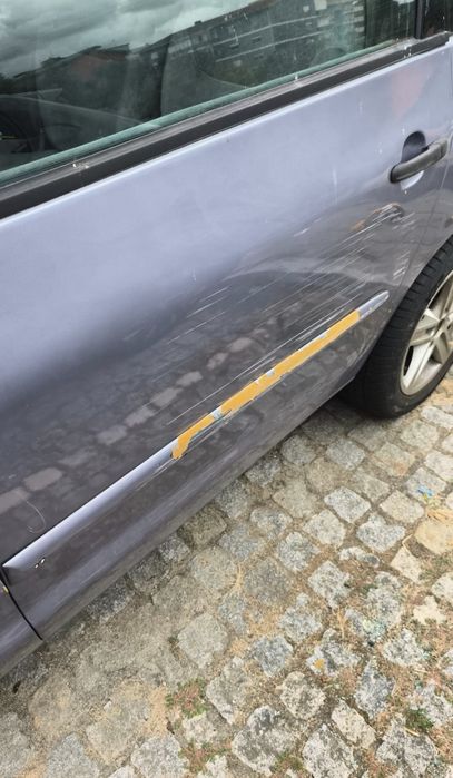 Vendo Ford Galaxy