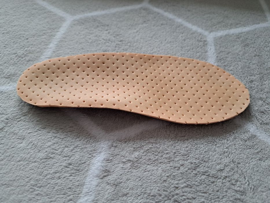 Wkładka ortopedyczna ze skrótem do 1cm dla dziecka stopa lewa