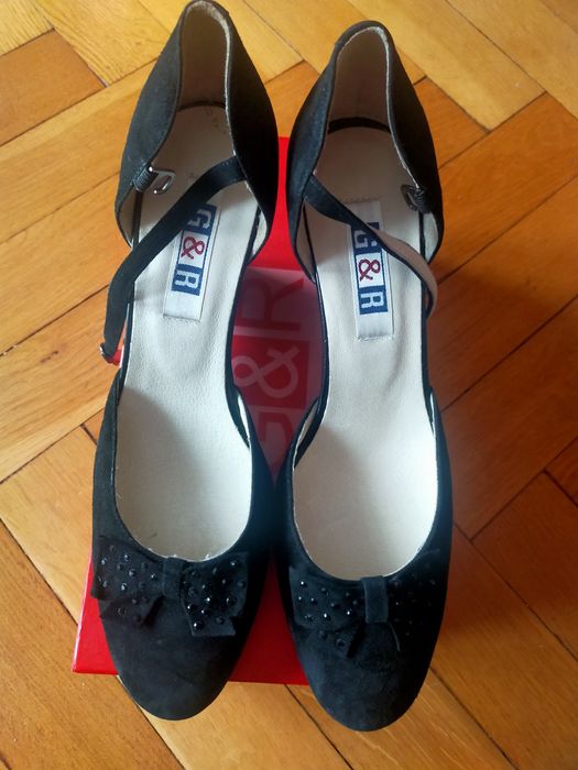 Ekskluzywne buty firmy Gino Rossi